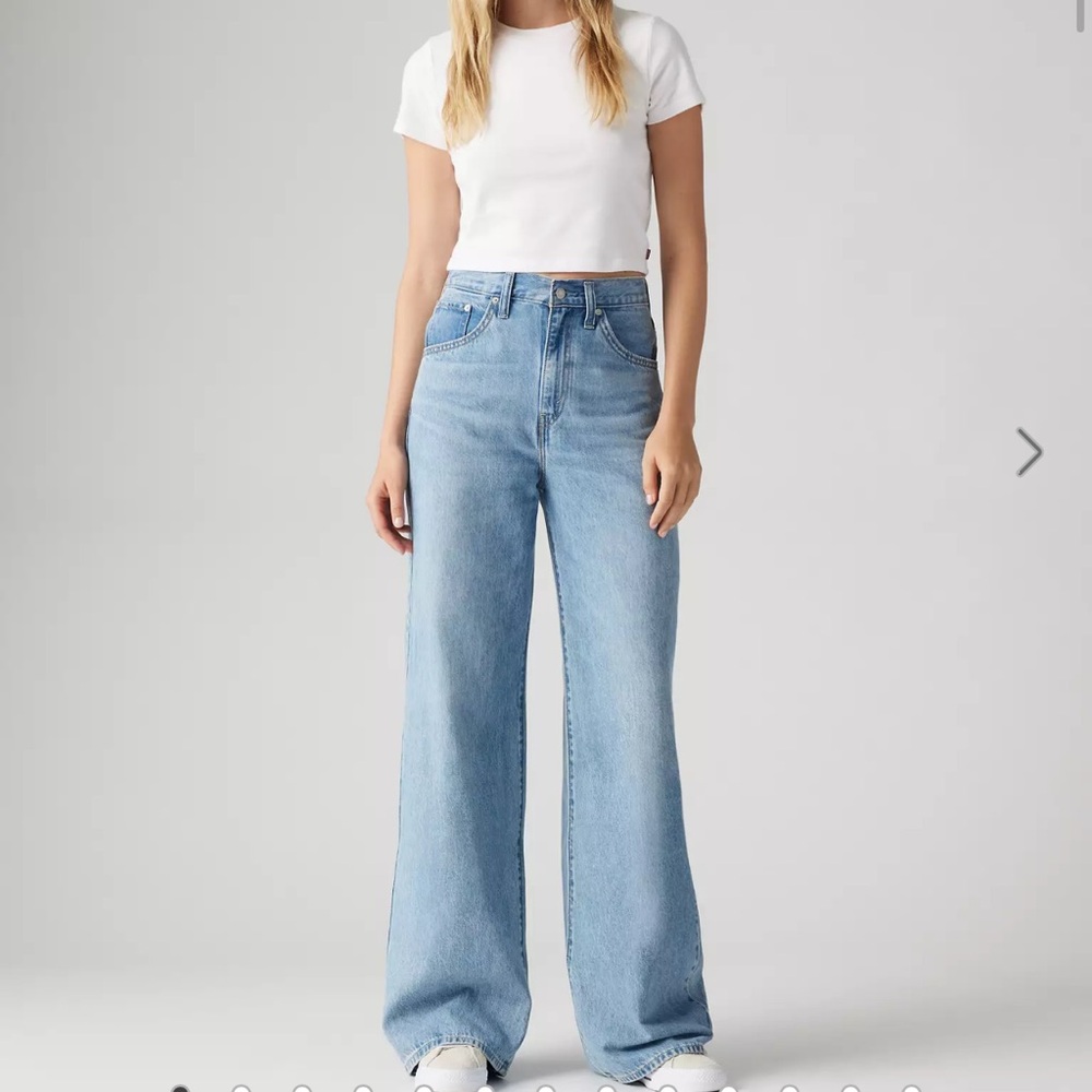Levi’s Cinch Baggy Jeans